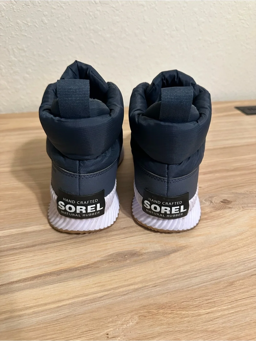 Sorel Navy and White Zip-Front Winter Boots